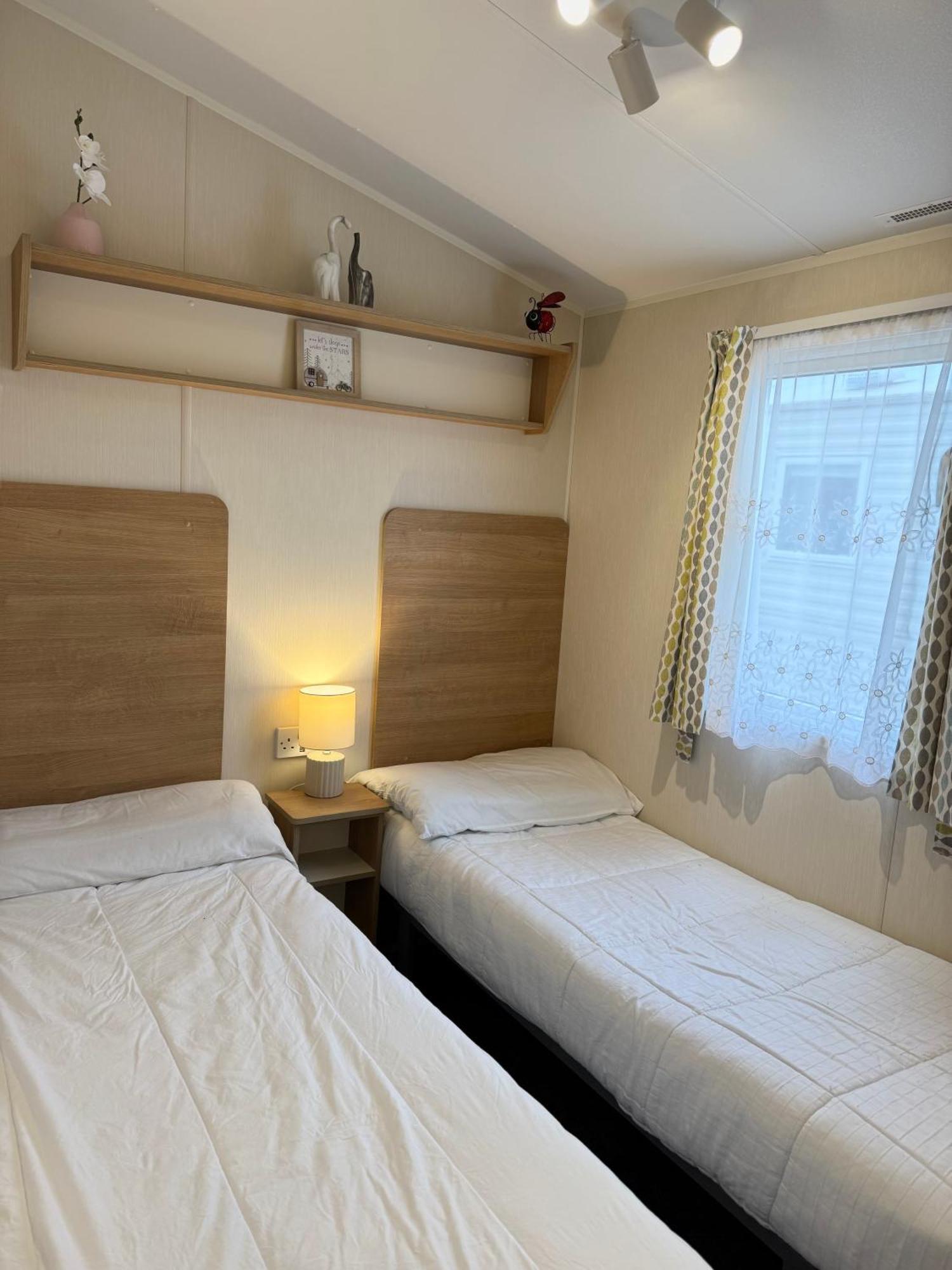 Oaken Caravan - Golden Sands Away Resorts Kinmel Bay 外观 照片
