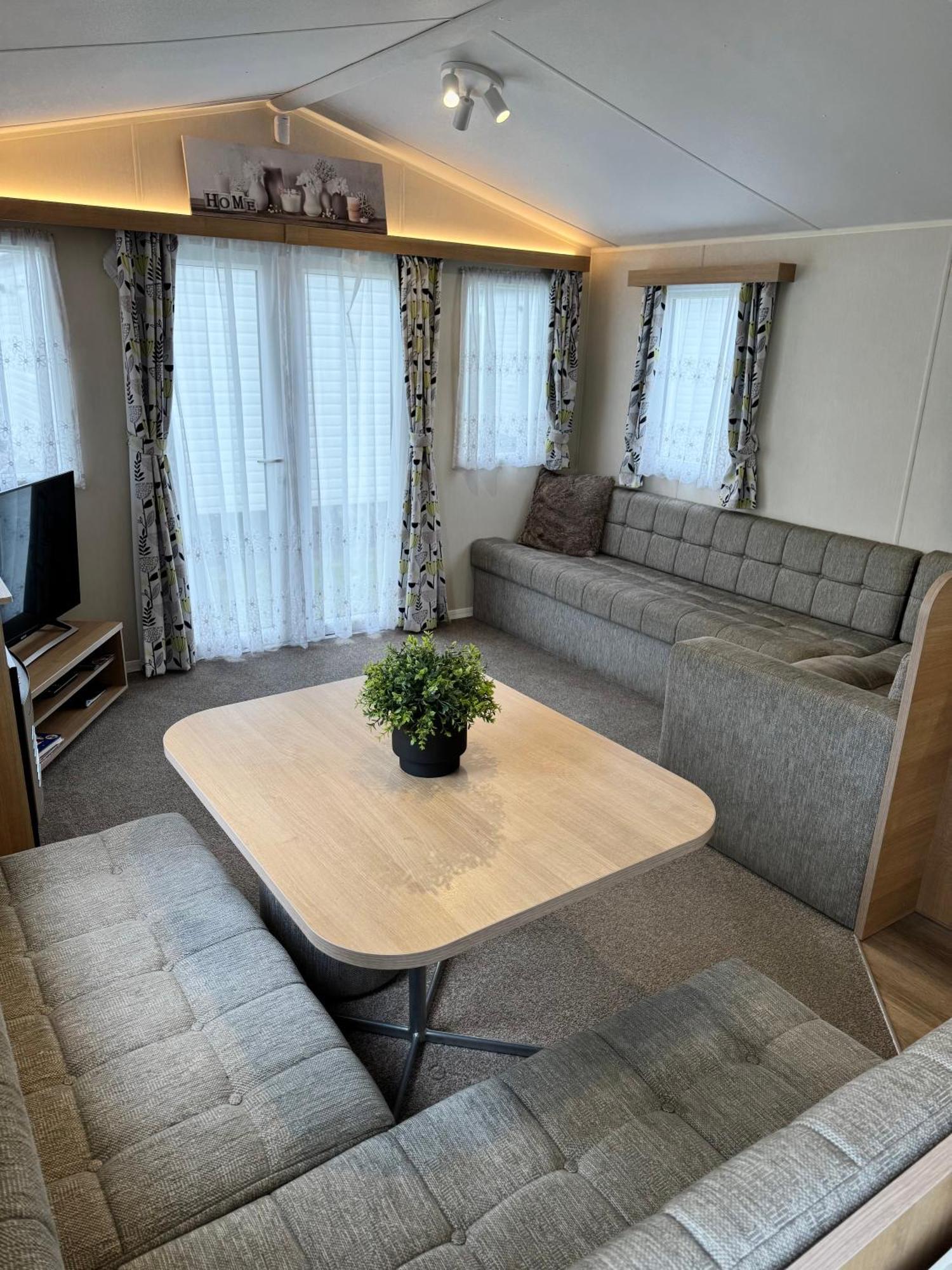 Oaken Caravan - Golden Sands Away Resorts Kinmel Bay 外观 照片